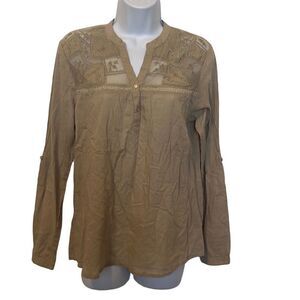 𝅺Love Potion EUC Tan Henley Embroidered Tab Cuff Long Sleeve Blouse Sz M